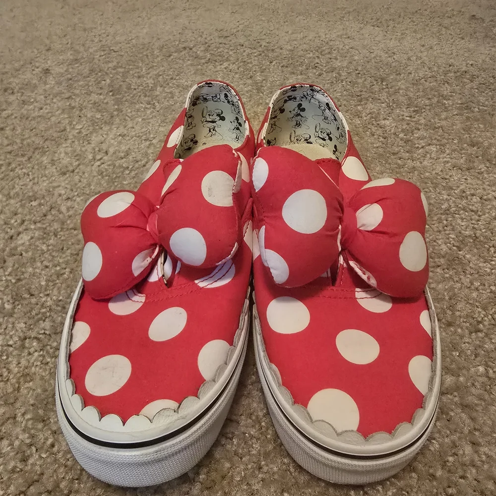 Disney Minnie Mouse Vans - Picture 2 of 3